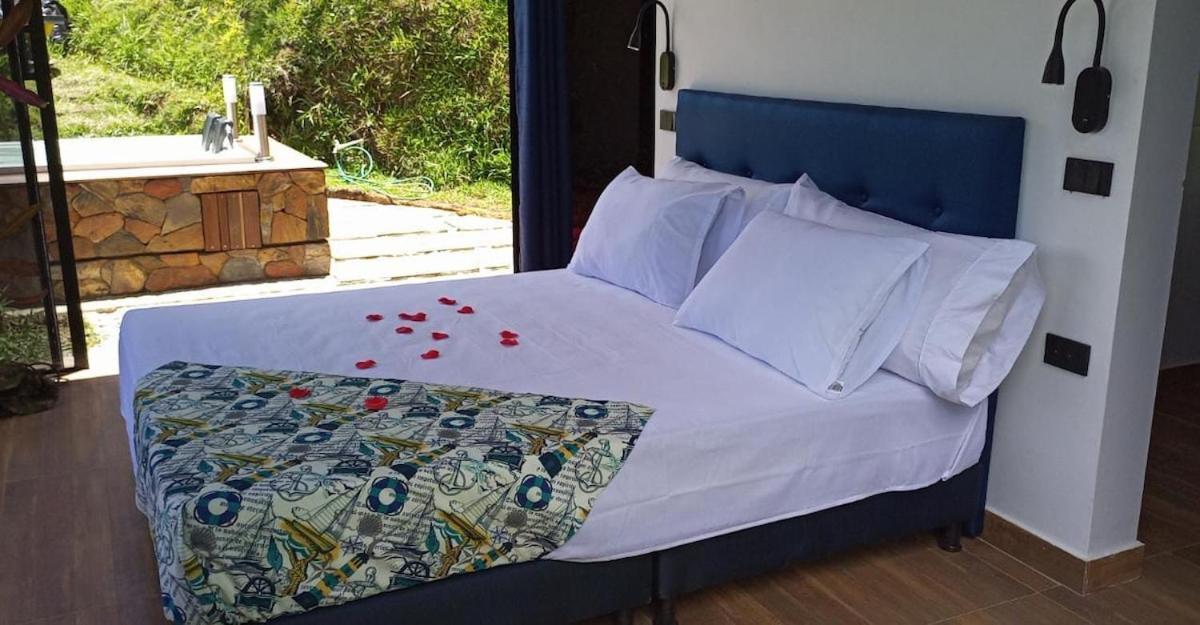 Cabana Privada Sin Prisa "Not Rush" Preciosa! Con Jacuzzi, Vista Y Acceso Directo Al Embalse, Vista A La Piedra , Deporte Acuatico Paddle Board And Breakfast Incluidos ! Imperdible Guatapé Dış mekan fotoğraf